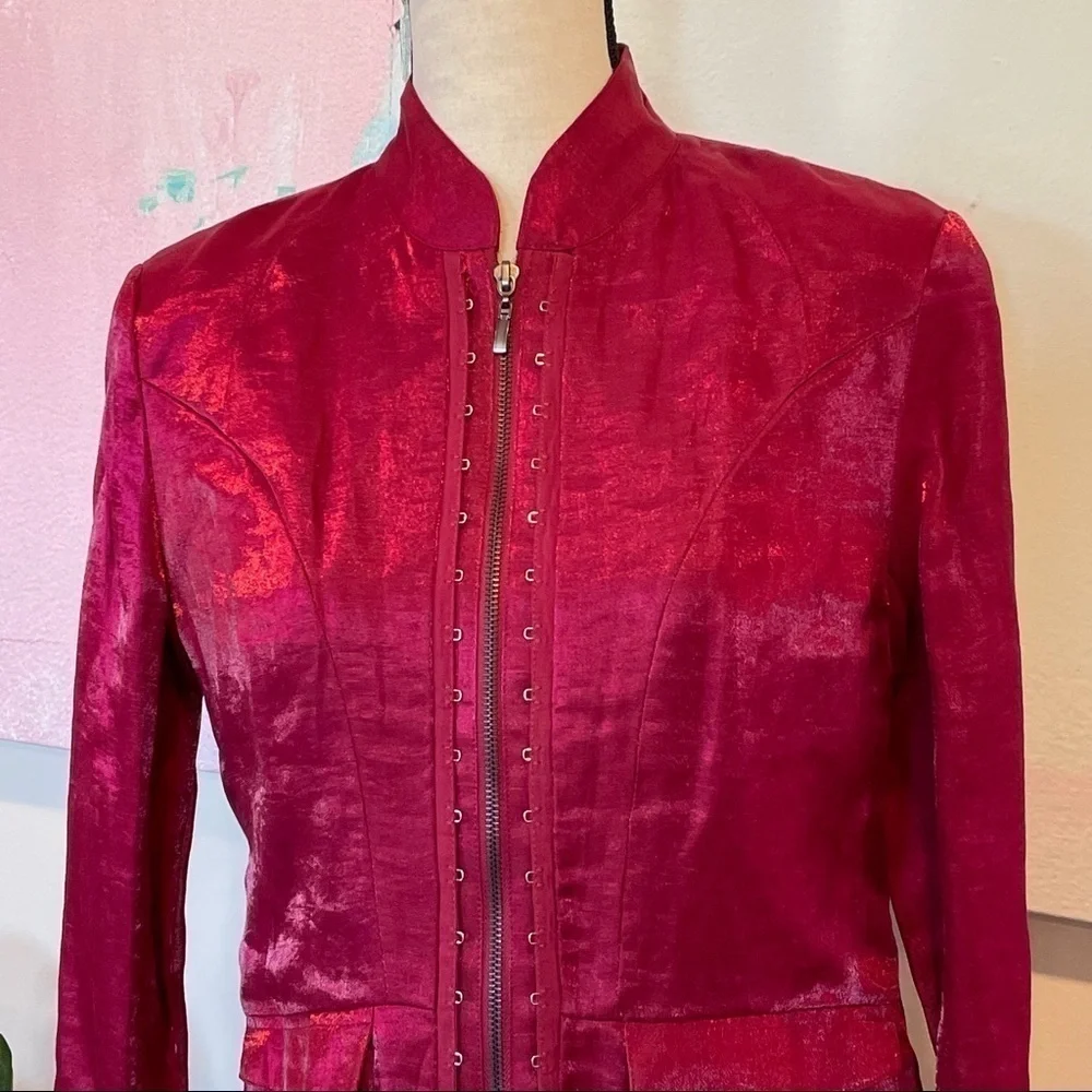 Chico’s NWT Size 0 Hooked Neva Red Linen Blend Zip Up Blazer Jacket.